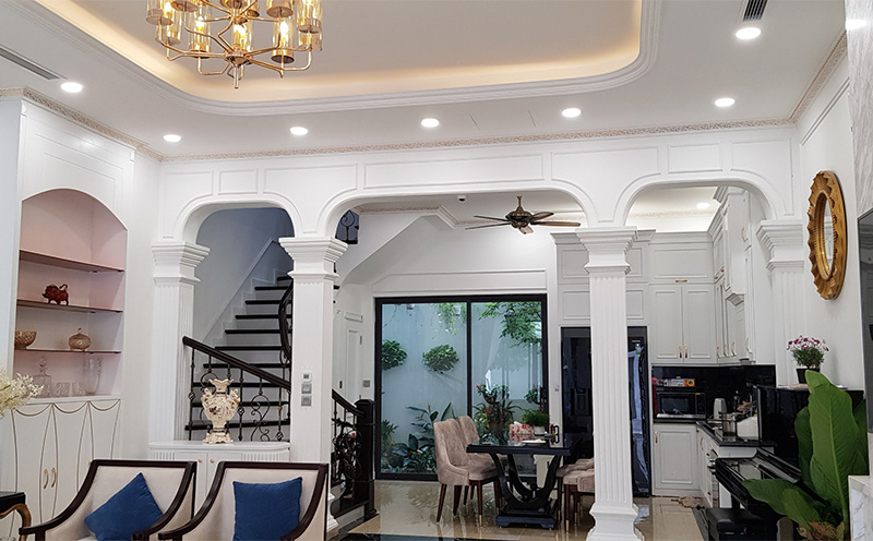 Thi công phào chỉ PU anh Phúc Louis Đại Mỗ 1